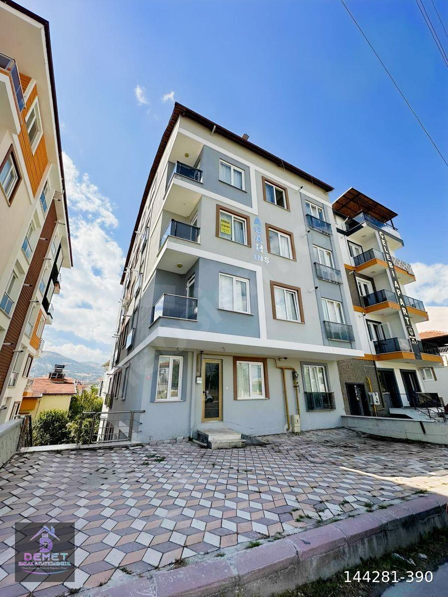 DEMET EMLAK'TAN EMEK MAHALLESİ KİRALIK 1+1 EŞYALI BALKONLU APART