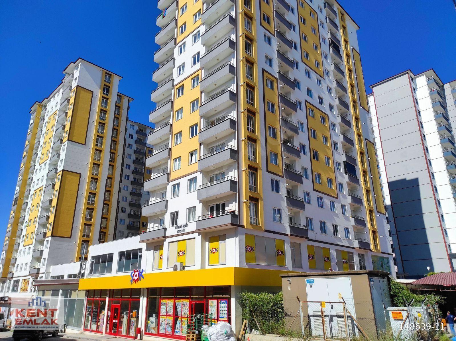 KENT EMLAKTAN KUZEYKENTTE FAK. ÇOK YAKIN 2+1 EŞYALI ARAKAT DAİRE