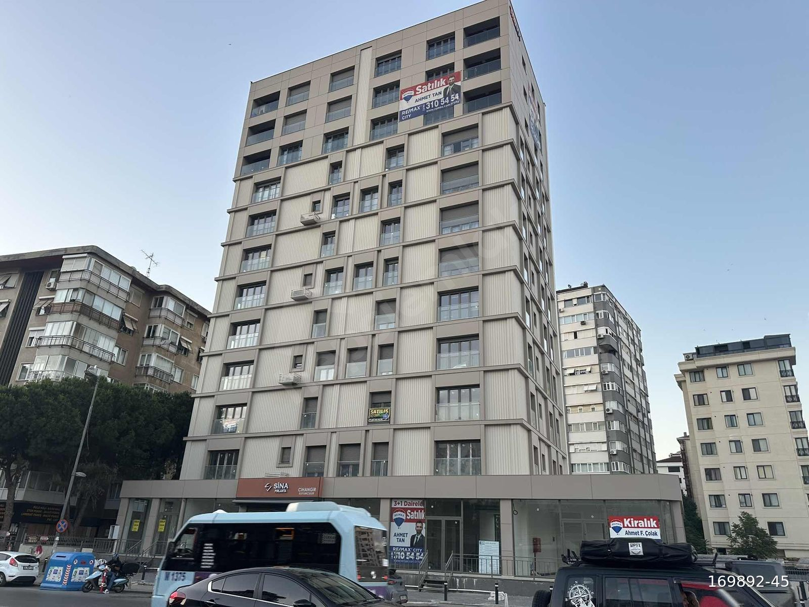 BOSTANCI'DA DENİZ MANZARALI SIFIR EŞYALI DUBLEKS DAIRE