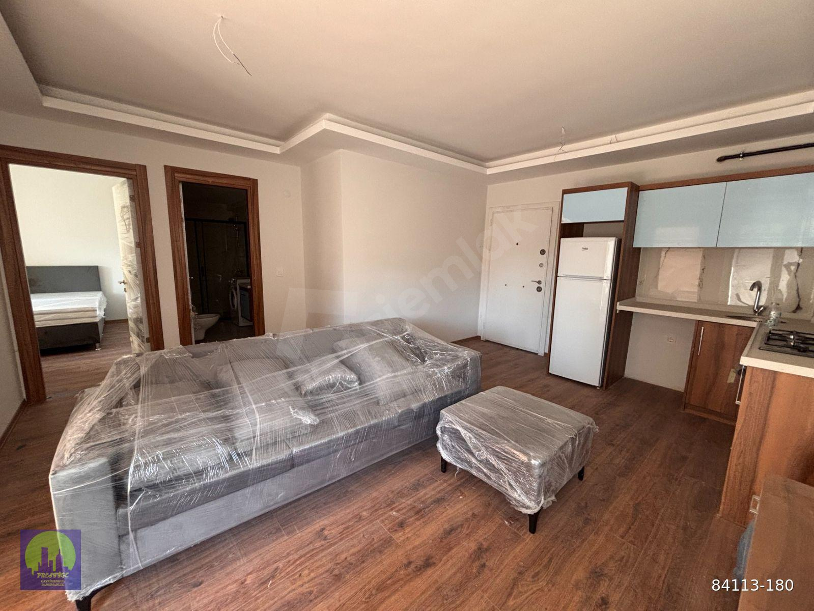 ACİL SATILIK GÖRÜKLEDE 2+1 GENİŞ SIFIR EMSALSİZ SATILIK EŞYALI DAİRE