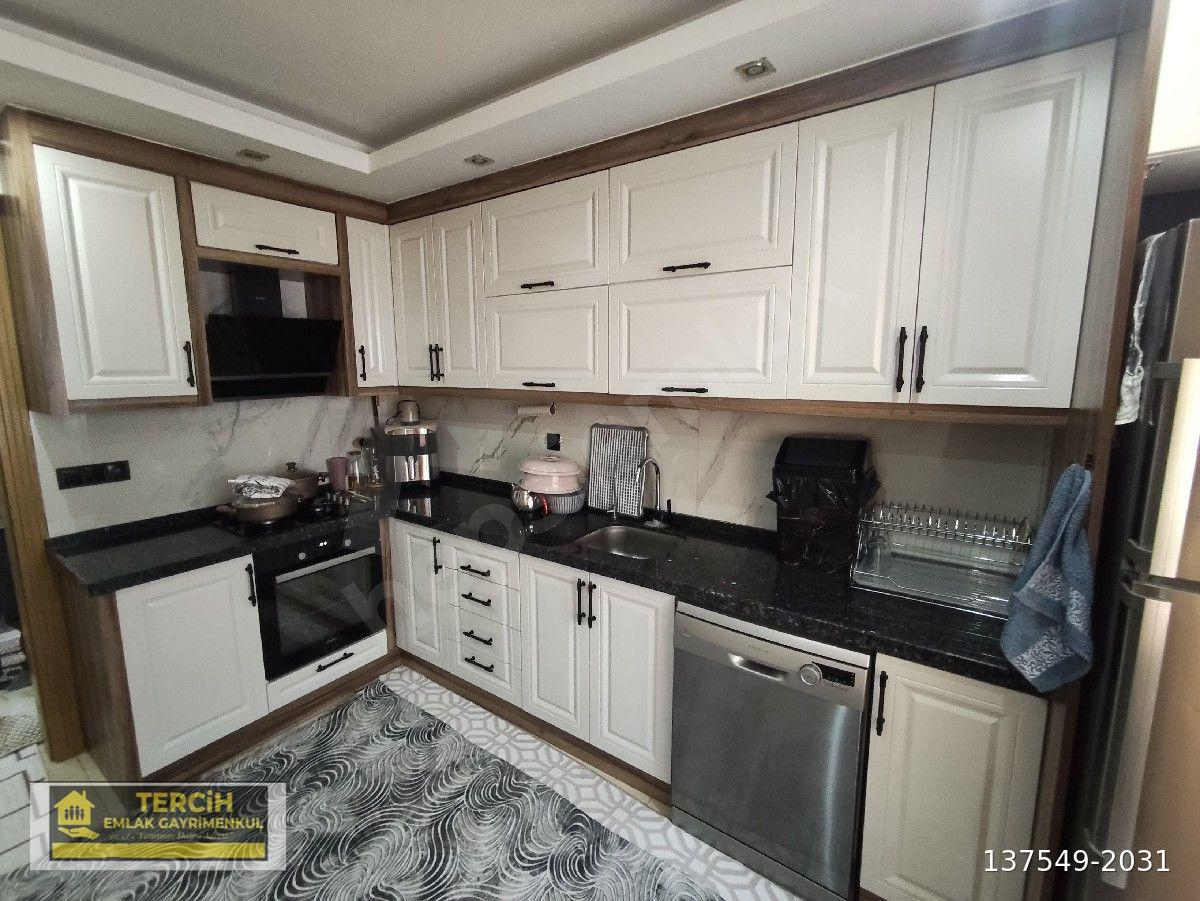🏡 FULL BEYAN GÜMÜŞÇAY’DA MASRAFSIZ, İÇİ KOMPLE YENİLENMİŞ 145 m² 3+1 SATILIK ARA KAT DAİRE!