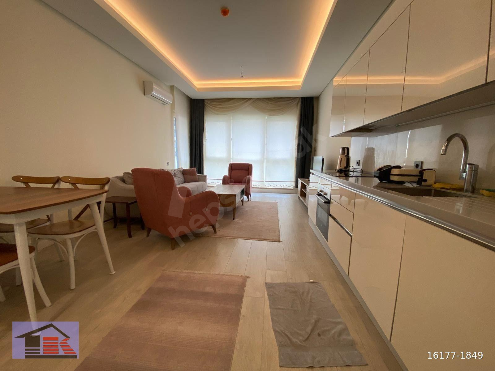 SİNPAŞ MARİNA TOWER'DA MOBİLYALI 1+1 OTURUMA HAZIR HAVUZ MANZARALI DAİRE