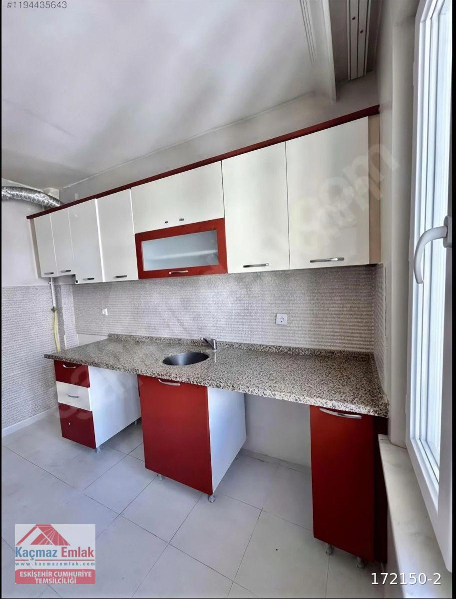KAÇMAZ EMLAKTAN FATİH MAHALLESİNDE SATILIK 2+1 DAİRE