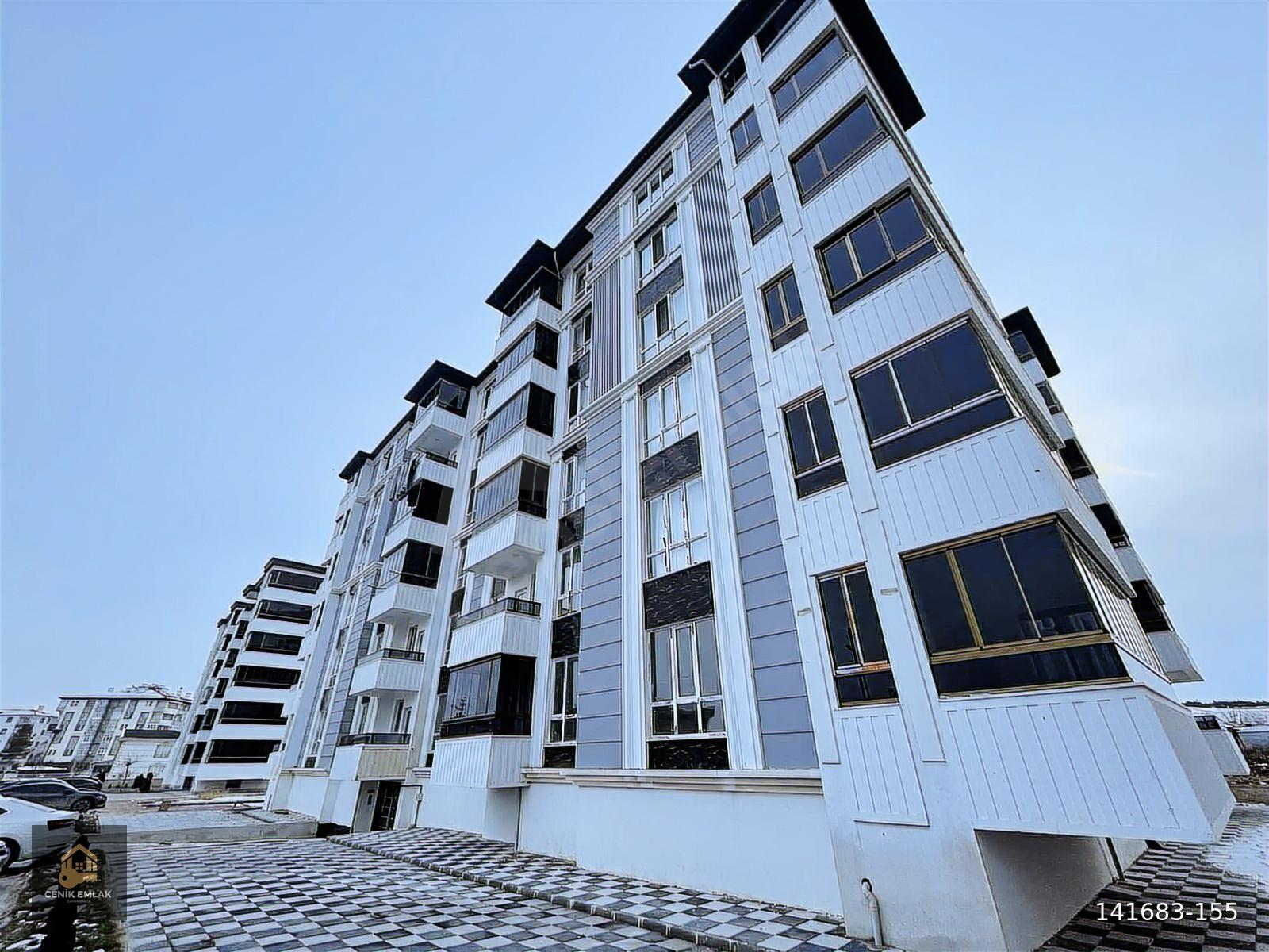 CENİK'DEN KİRALIK ULTRA LÜX 4+1 DAİRE !