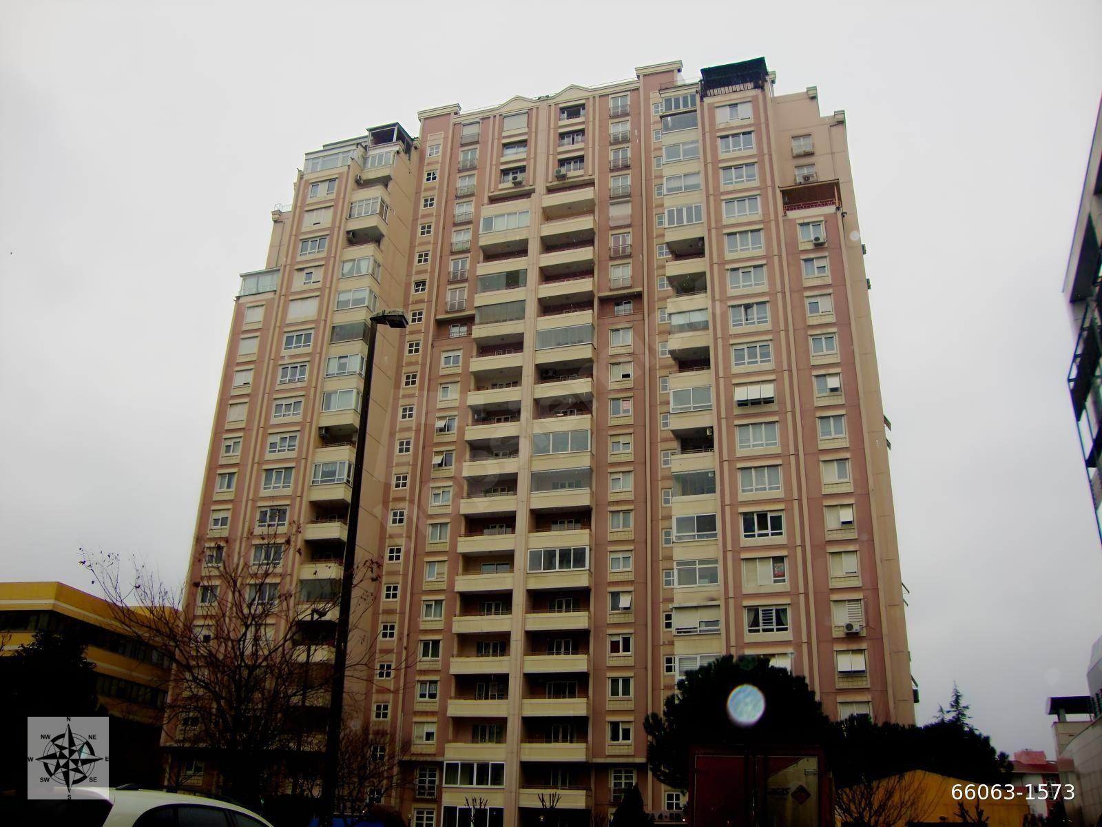 ATAŞEHİR ATA BLOKLARI EŞYALI MOBİLYALI MÖBLELİ 1+1 DAİRE