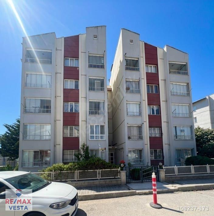 BATI SITESI MAHALLESINDE SEYMEN 90 SITESINDE 3+1 SATILIK