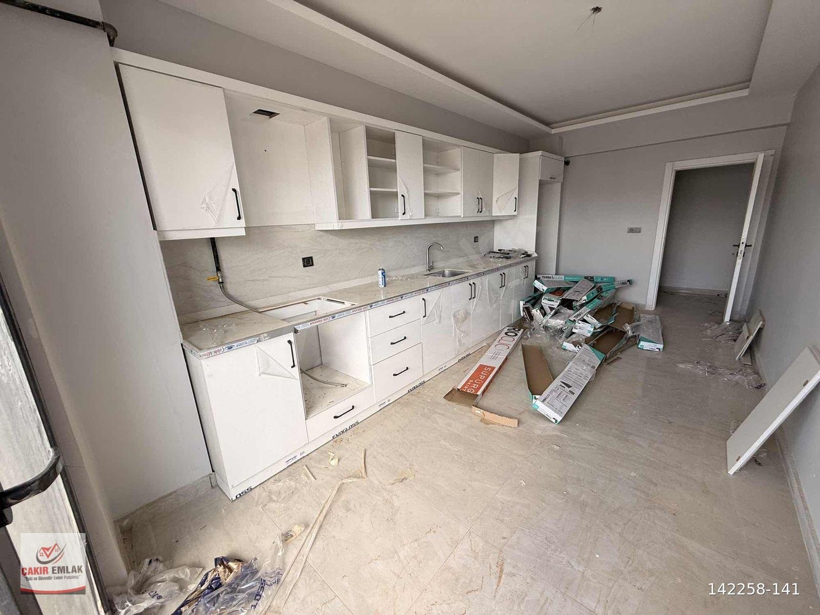 ÇAKIR EMLAK ALİ'DEN ÇEVREYOLU ÜZERİ YAVUZSELİM MAH SATILIK DAİRE