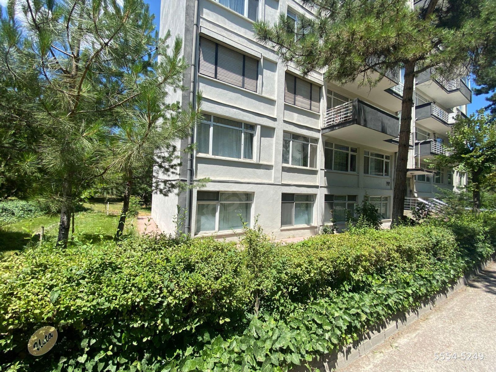 ŞEHRİN MERKEZİNDE YEM YEŞİL SİTE İÇERİSİNDE 4+1 OKULLAR YAKINI DAİRE...