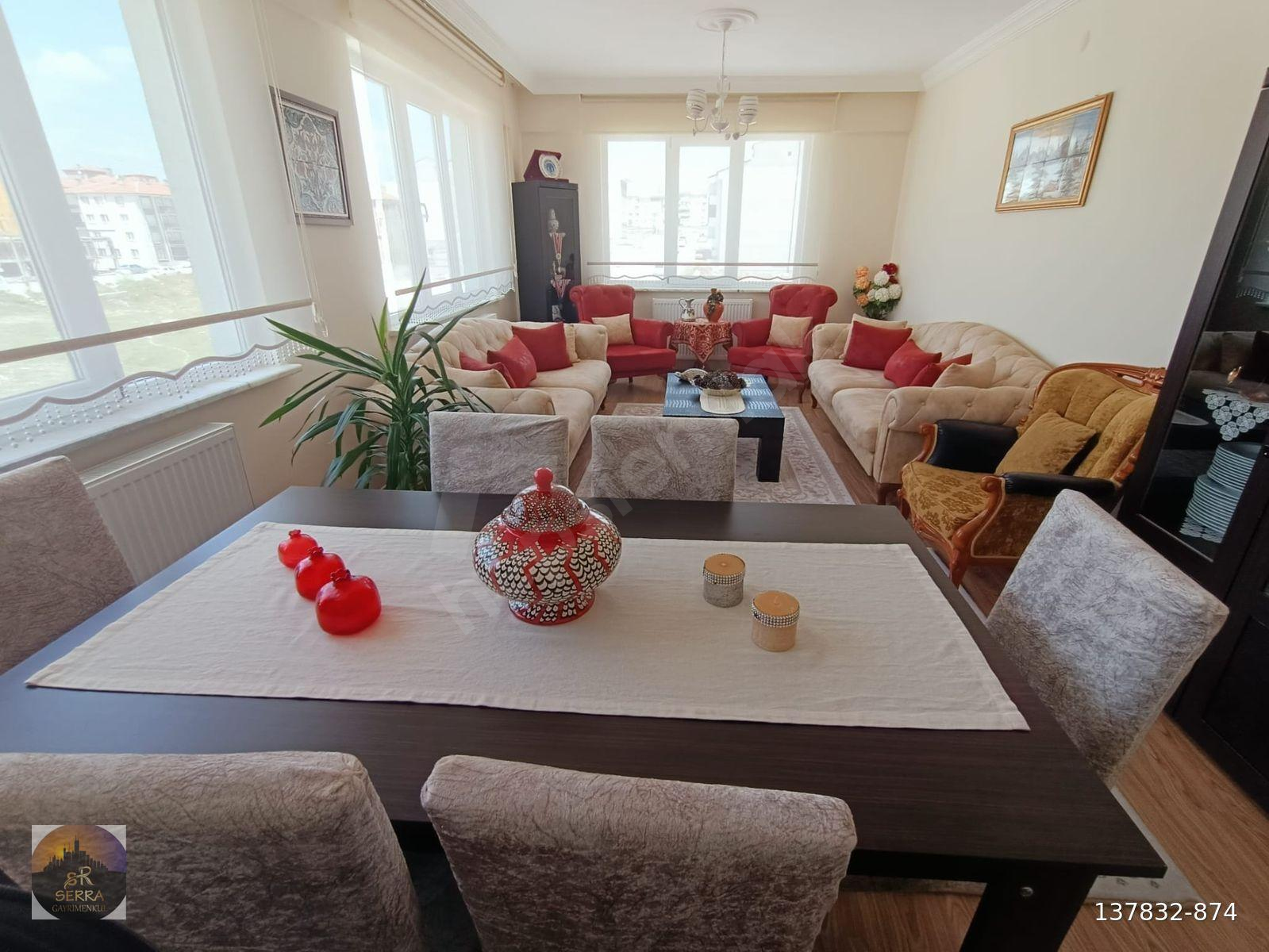 ZAFERTEPE MAHALLESİ SELÇUKLU SİTESİ’NDE SATILIK 3+1