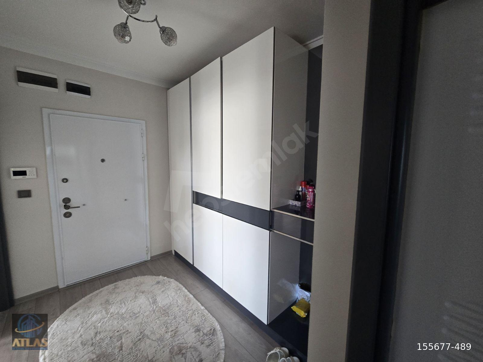 Törekent de Oturmuş Sitede Geniş Ferah Satılık Daire