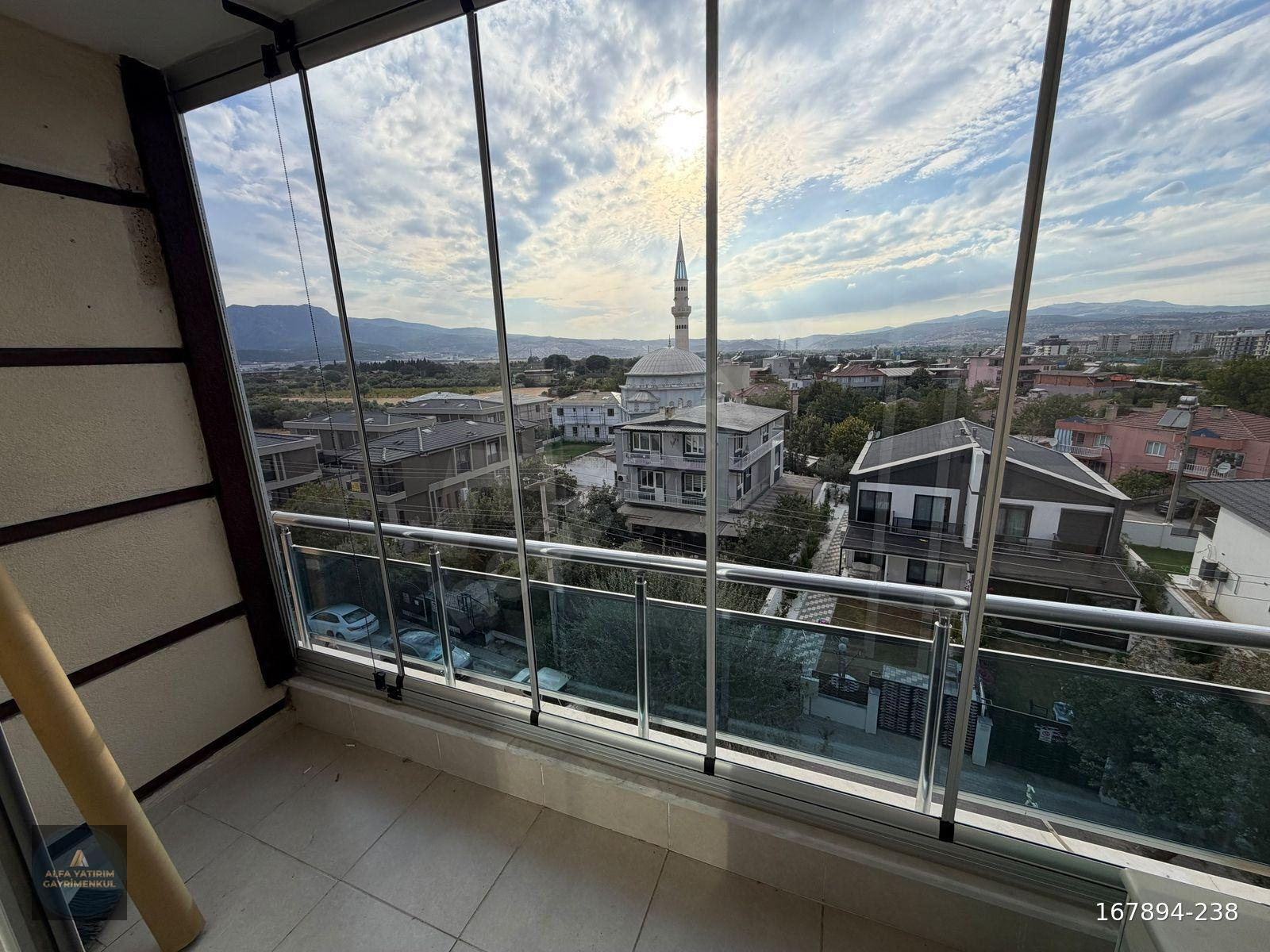 KARAALİDE 3+1 130 M² EBEVEYN BANYOLU CAM BALKONLU SATILIK DAİRE