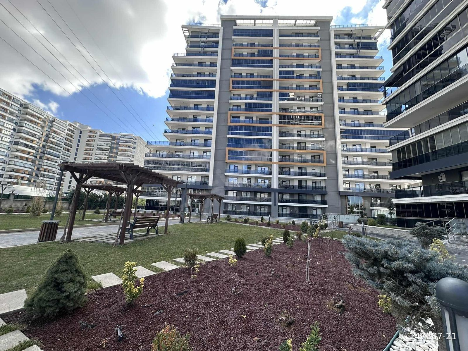 MÜKEMMEL KONSEPT'DE 1+1 DAİRE KREDİ FUZUL EMİN EVİME UYGUN