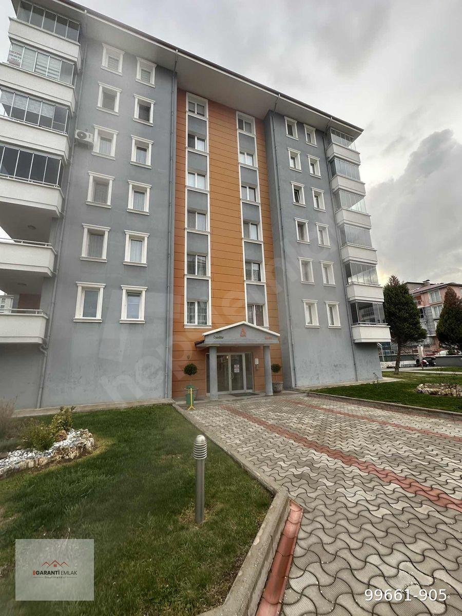 Uşak,Kemalöz Mah,Gürsu sitesi kiralık 3+1 Daire