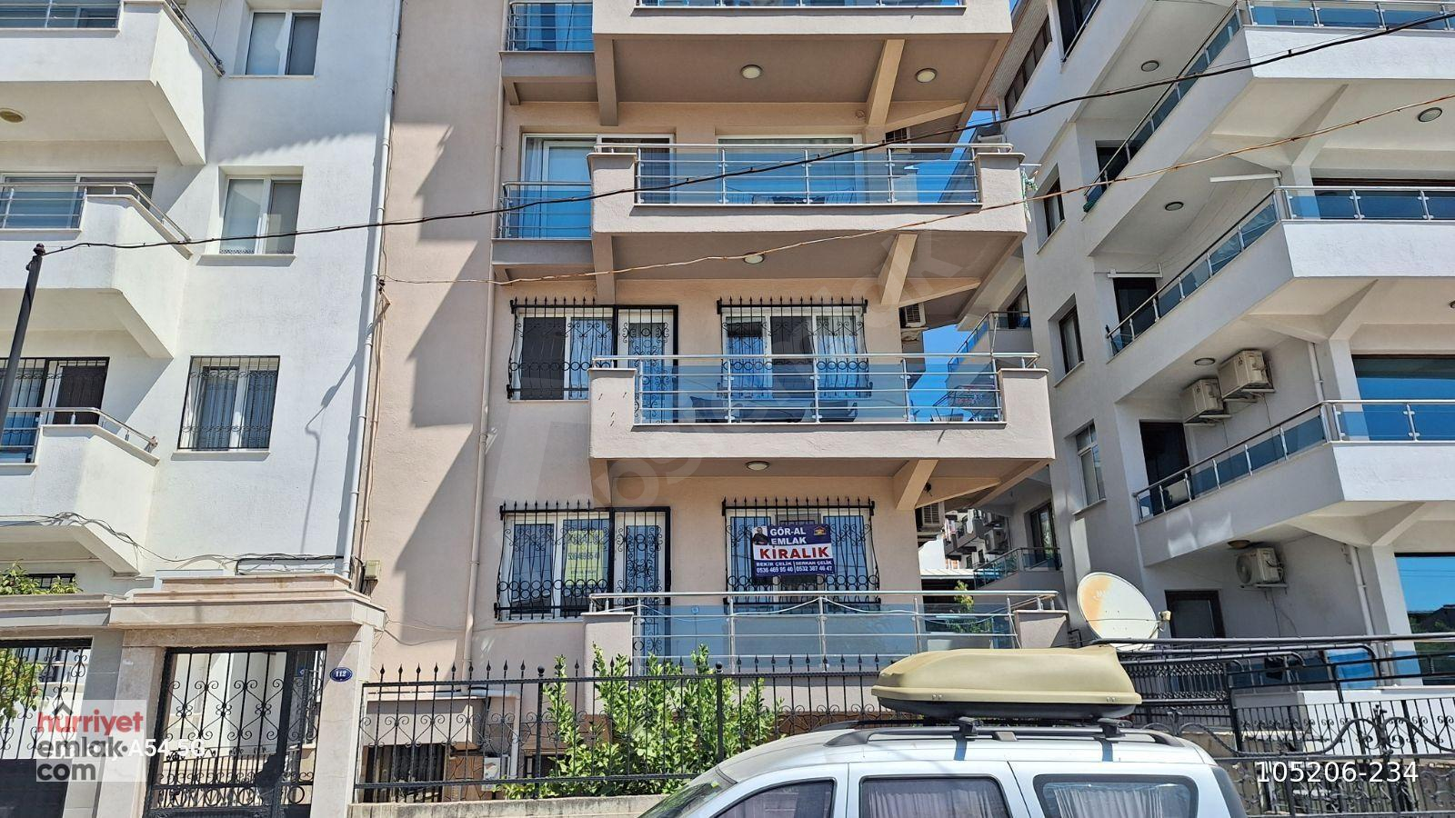 bornova atatürk'te seyit şanlı yakını kiralık 2+1 bakımlı daire