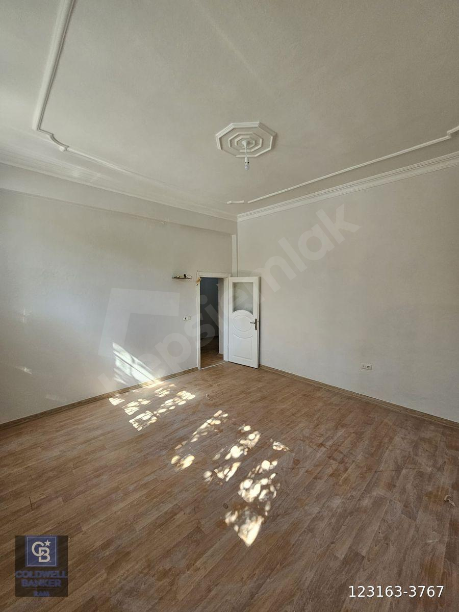 ARNAVUTKÖY NENEHATUN MAHALLESİNDE KİRALIK 2+1 DAİRE