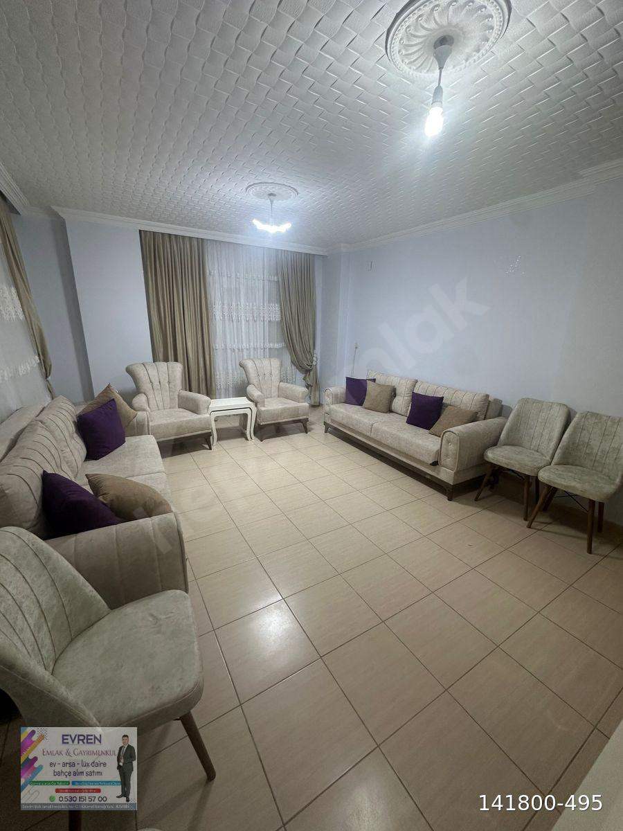 SAKARYA CADDESİ ÜZERİ ÇARŞI MERKEZDE 3+1 180 M2 SATILIK DAİRE
