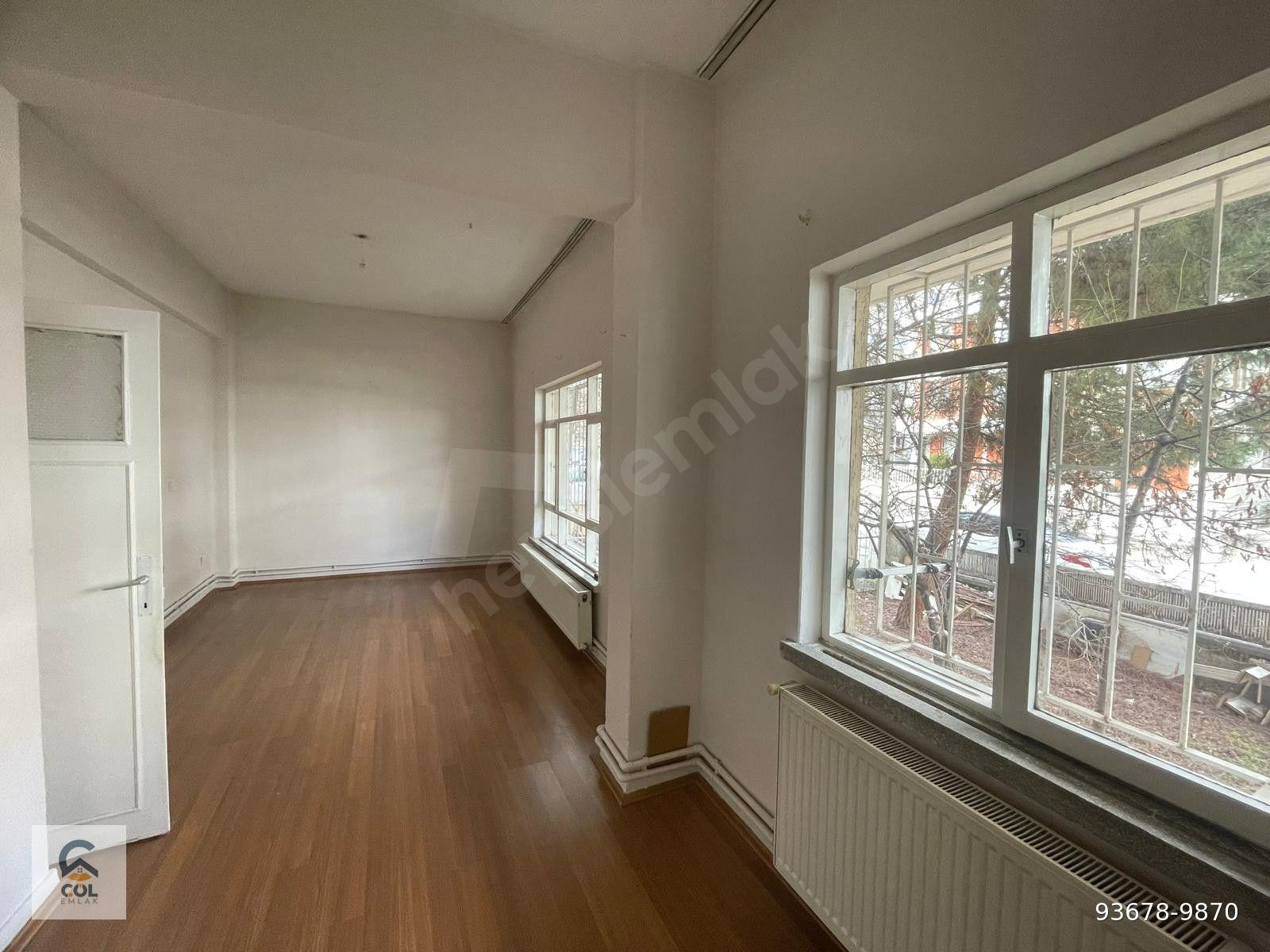 ÇÖL EMLAK'TAN MERKEZİ KONUMDA ÖN CEPHE ARA KAT HER BÜTÇEYE UYGUN FIRSAT DAİRE