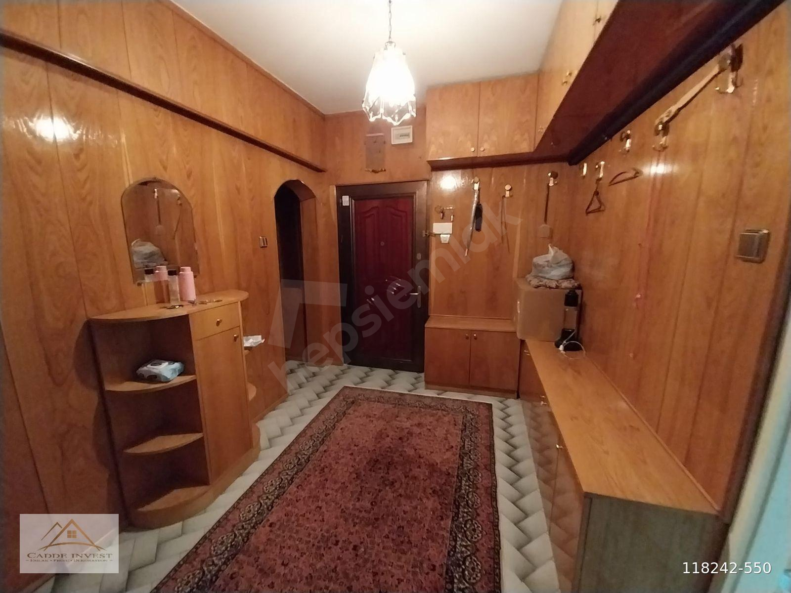 ABİDİNPAŞA MAH. DİKİMEVİ METRO YAKINI FULL EŞYALI KİRALIK DAİR
