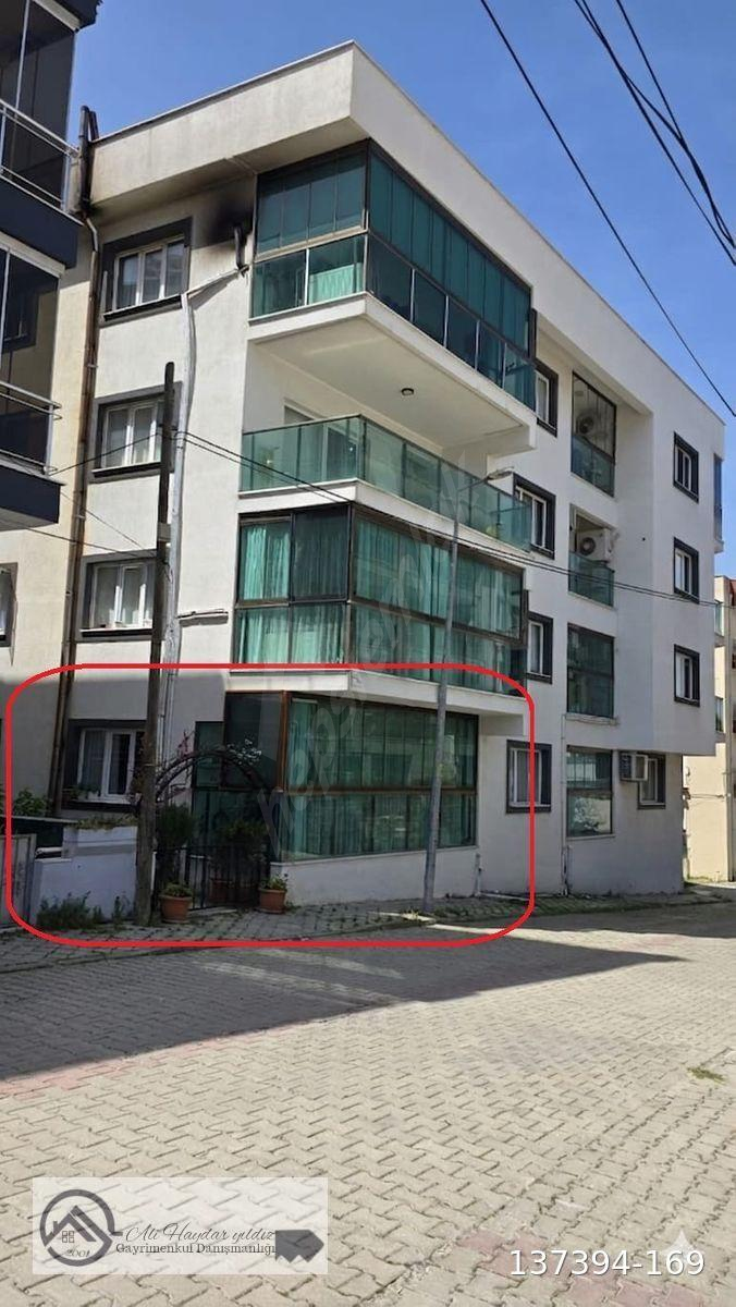 Davutlar Merkezde Satılık 2+1 Geniş Daire