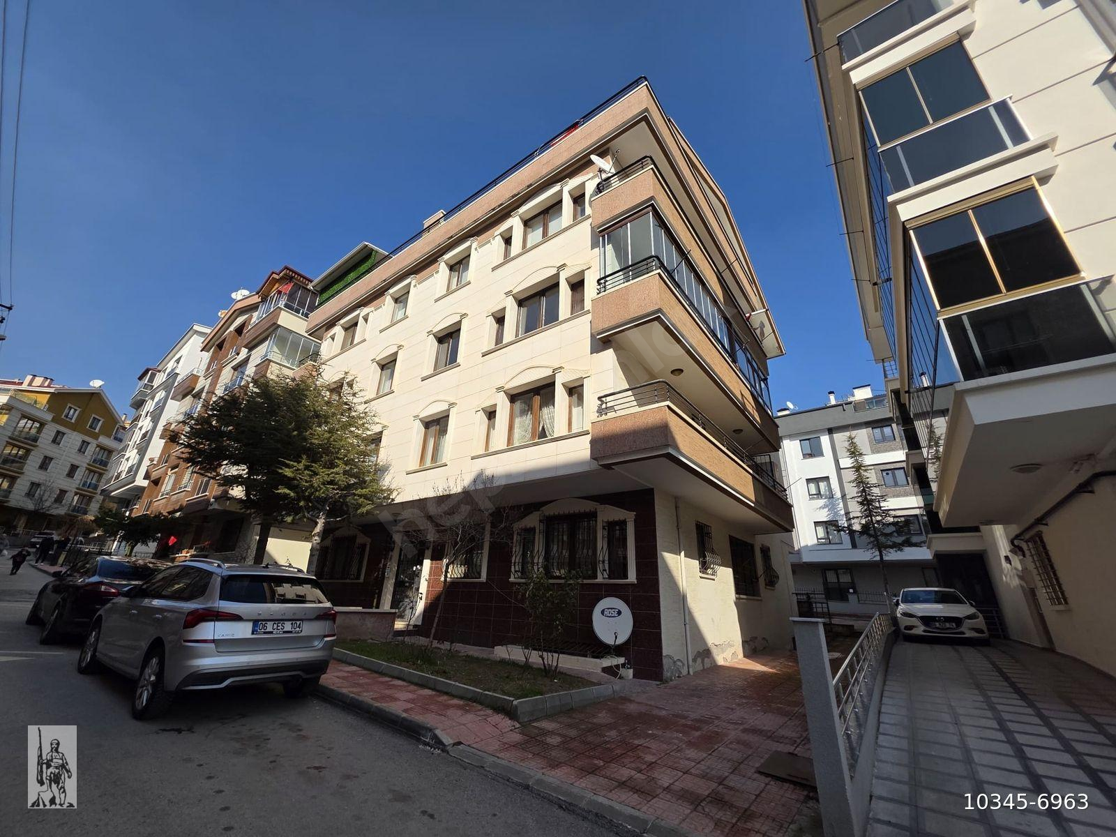 AYVALIDA ARA KATTA ASANSÖRLÜ GÖKTÜRK PARKININ YANINDA YAPILI 3+1