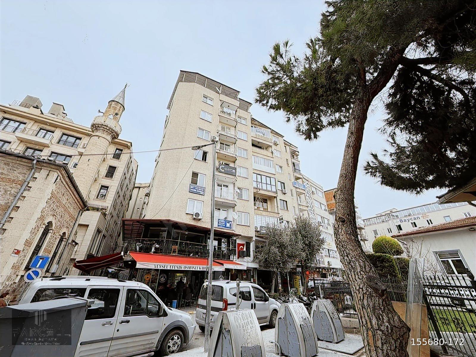 BALIKESİR ÇARŞI KARESİ KAYMAKAMLIĞI ARKASINDA SATILIK 2+1 DAİRE