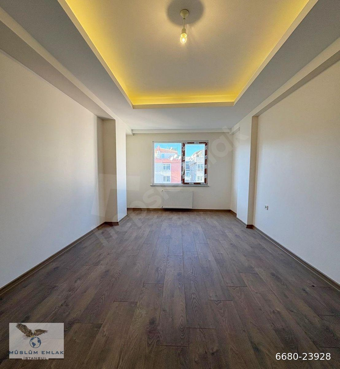 AVCILAR MERKEZDE 6+2 SIFIR KAPALI OTOPARKLI DUBLEX DAİRE