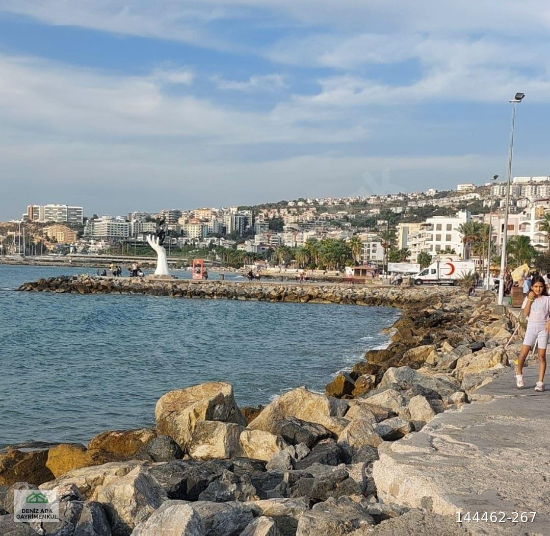 Kuşadası Türkmen'de Sahile 100 mt. 78 m2 1+1 Satılık Daire