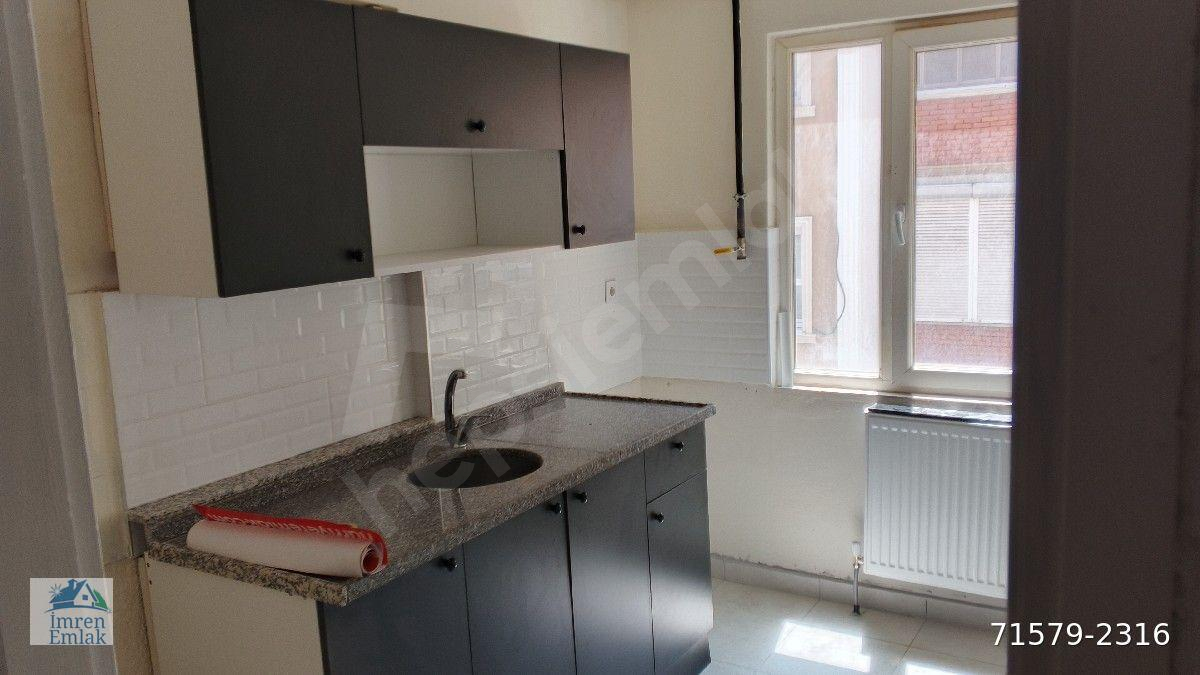 ÇARŞI MERKEZ HAYDARÇAVUŞ MAHALLESİNDE SATILIK AYRI MUTFAKLI 2+0 DAİRE