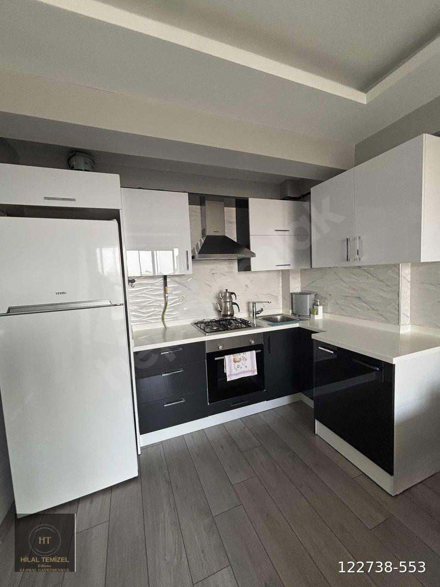 EDİRNE İSTASYON CADDESİNDE SATILIK 1+1 DAİRE