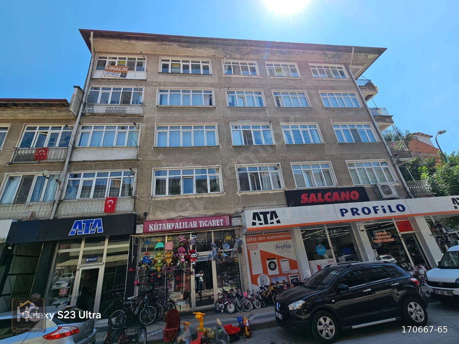 HG'DEN HÜRRİYET CADDESİNDE KİRALIK 2+1 DAİRE