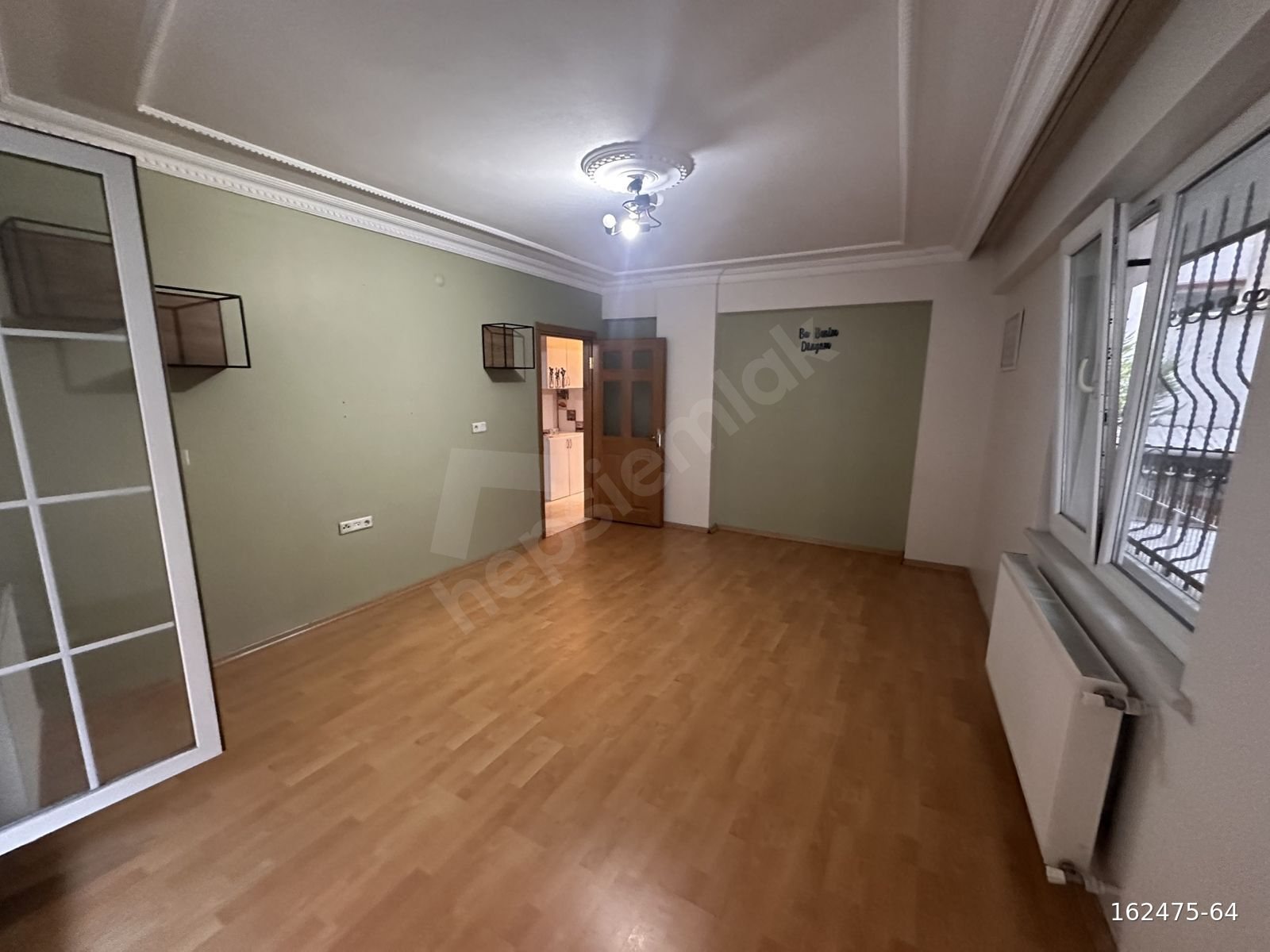 METROBÜSE 5 DK MESAFEDE HASTANE YANINDA YENİ BİNA ÖN CEPHE 3+1
