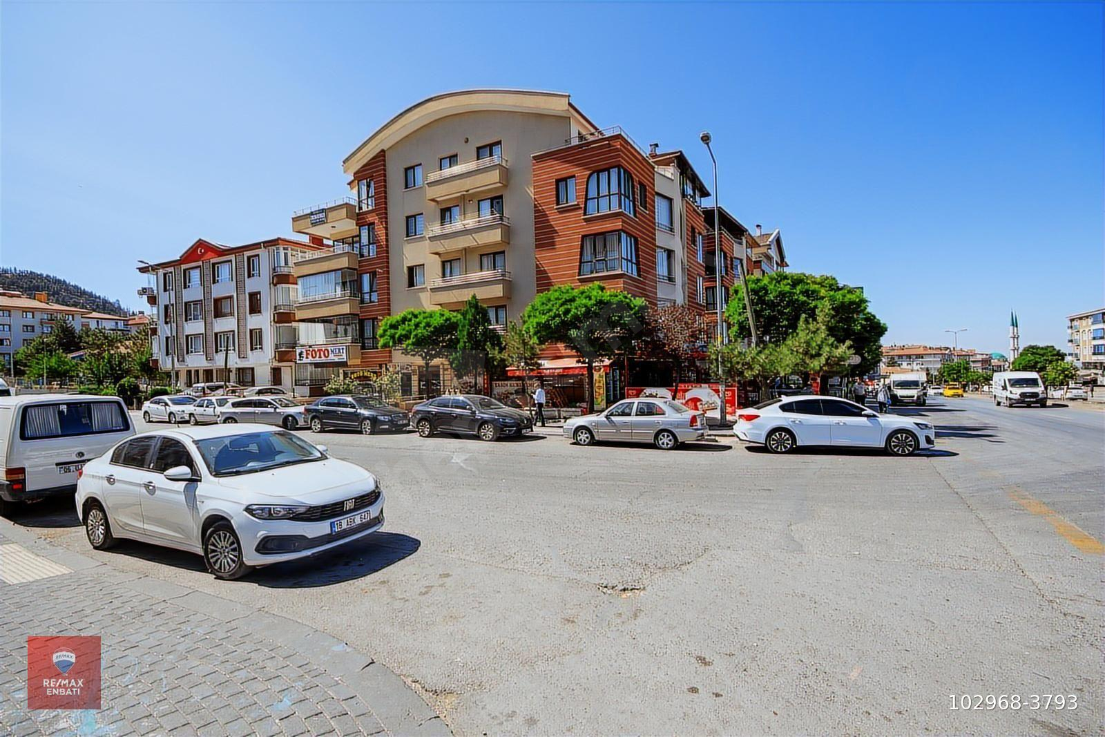 Hüseyin Gazi Merkez'de Oturuma Hazır Dublex Daire / Enbatı AŞ