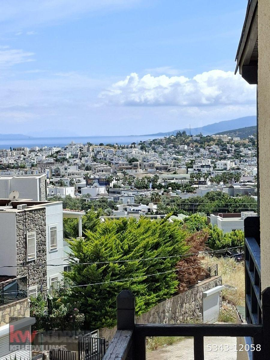 Bodrum-Konacık'ta Ege denizi manzaralı 3+1 Flat daire