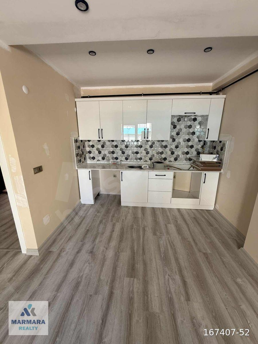 MARMARA'DAN PLEVNE MAH'DE BEYOĞLU CADDE ÜZERİ SATILIK 2+0 DAİRE