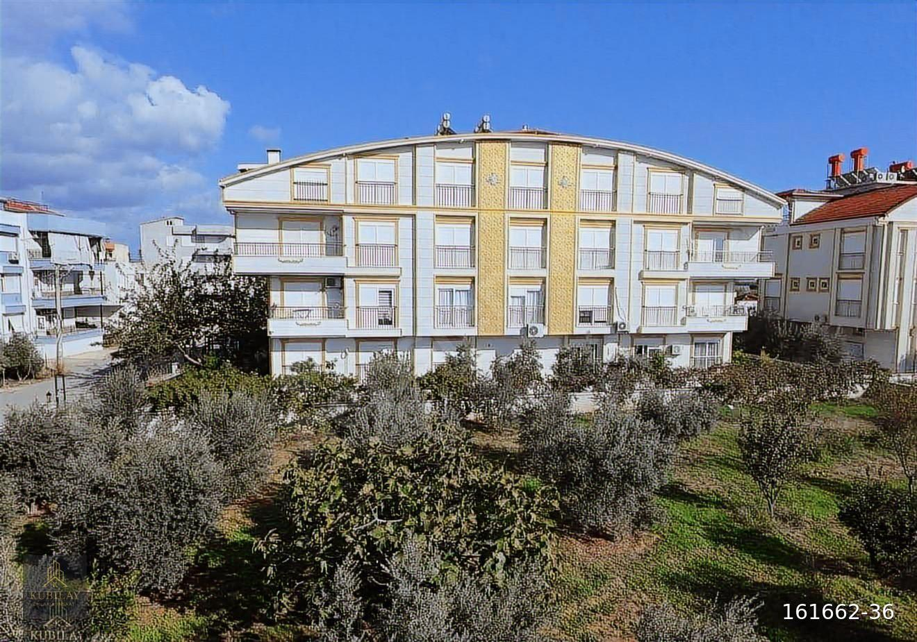 AKÇAALAN'DA GENİŞ SATILIK 3+1 DAİRE (KİRACILI)