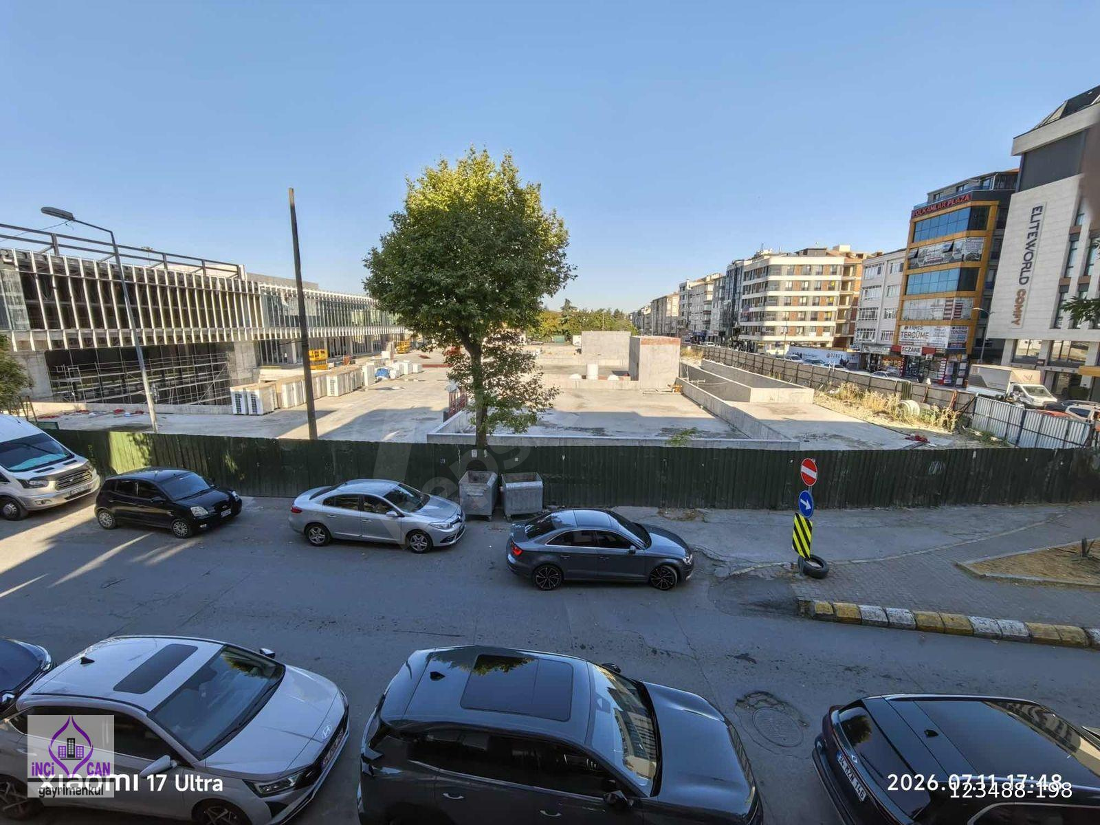 Avcılar Merkezde cad cephe satılık ofis 2+1