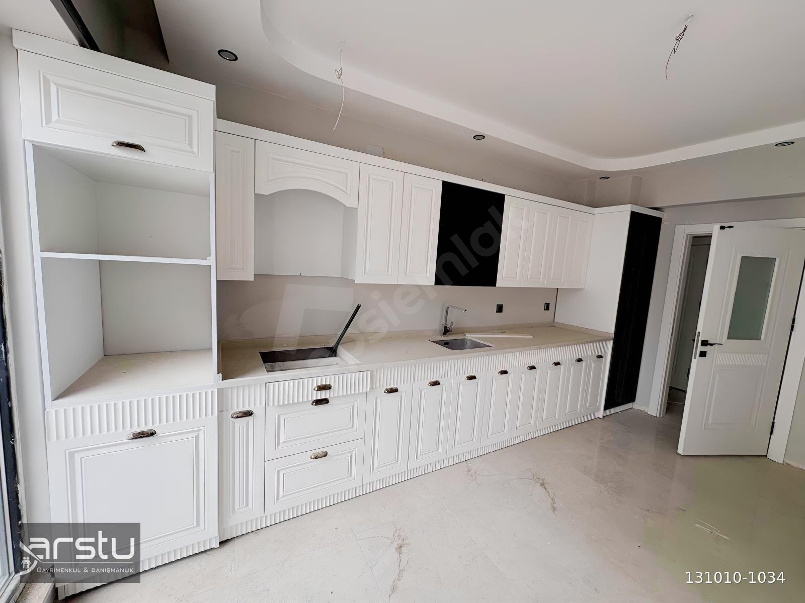 ARSTU GM ZAHİDE'DEN GARDENYA 1 DE SATILIK 4+1 LÜKS DAİRE