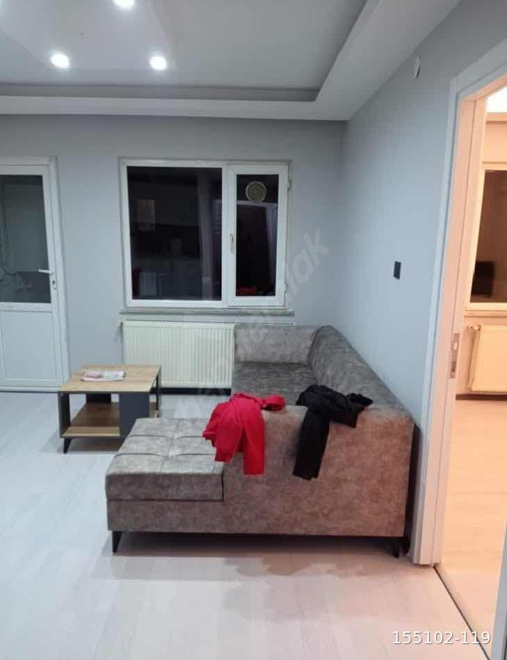 GÖRÜKLE'NİN KALBİNDE MERKEZİ KONUMDA 2+1 ARA KAT EŞYALI DAİRE