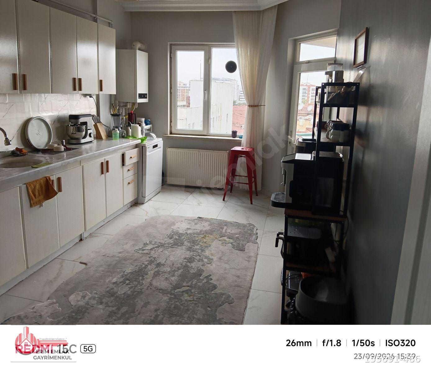 ERİM EMLAKTAN YENİBAĞLARDA KİRALIK SİTE İÇİ 3+1 DAİRE