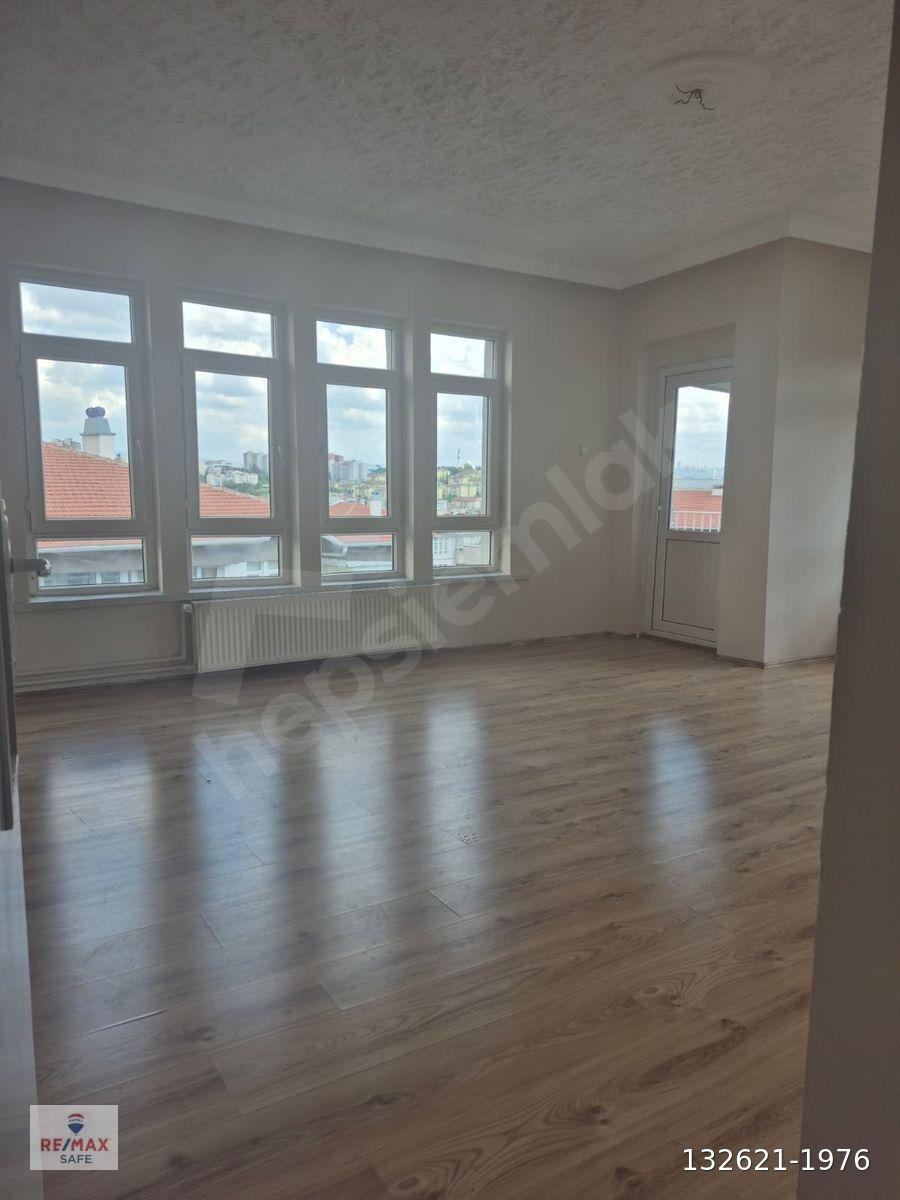 BATIKENT KENTKOOP MAH METRO VE FİX AVM YANINDA KİRALIK 3+1 DAİRE