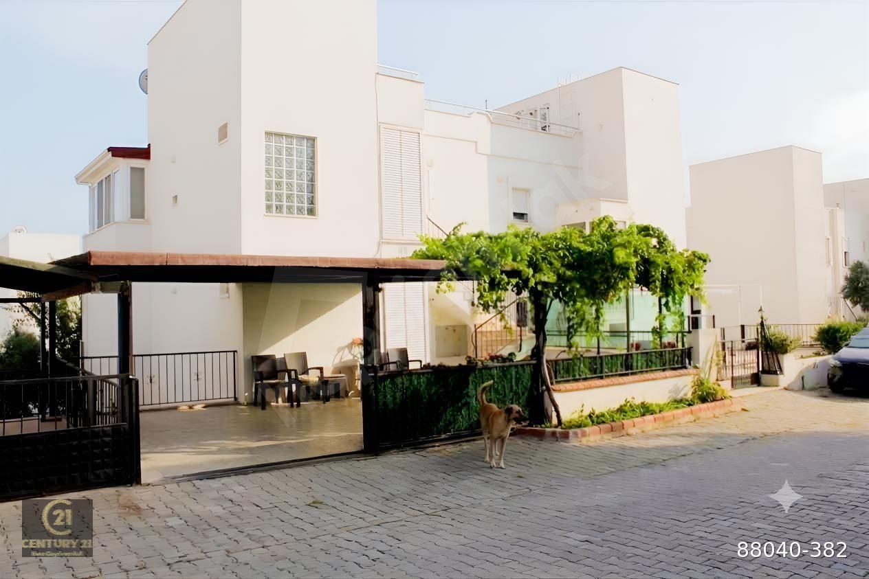 Akyarlar Fener Burnu Sitesi Kaçırılmayacak Acil Satılık Daire