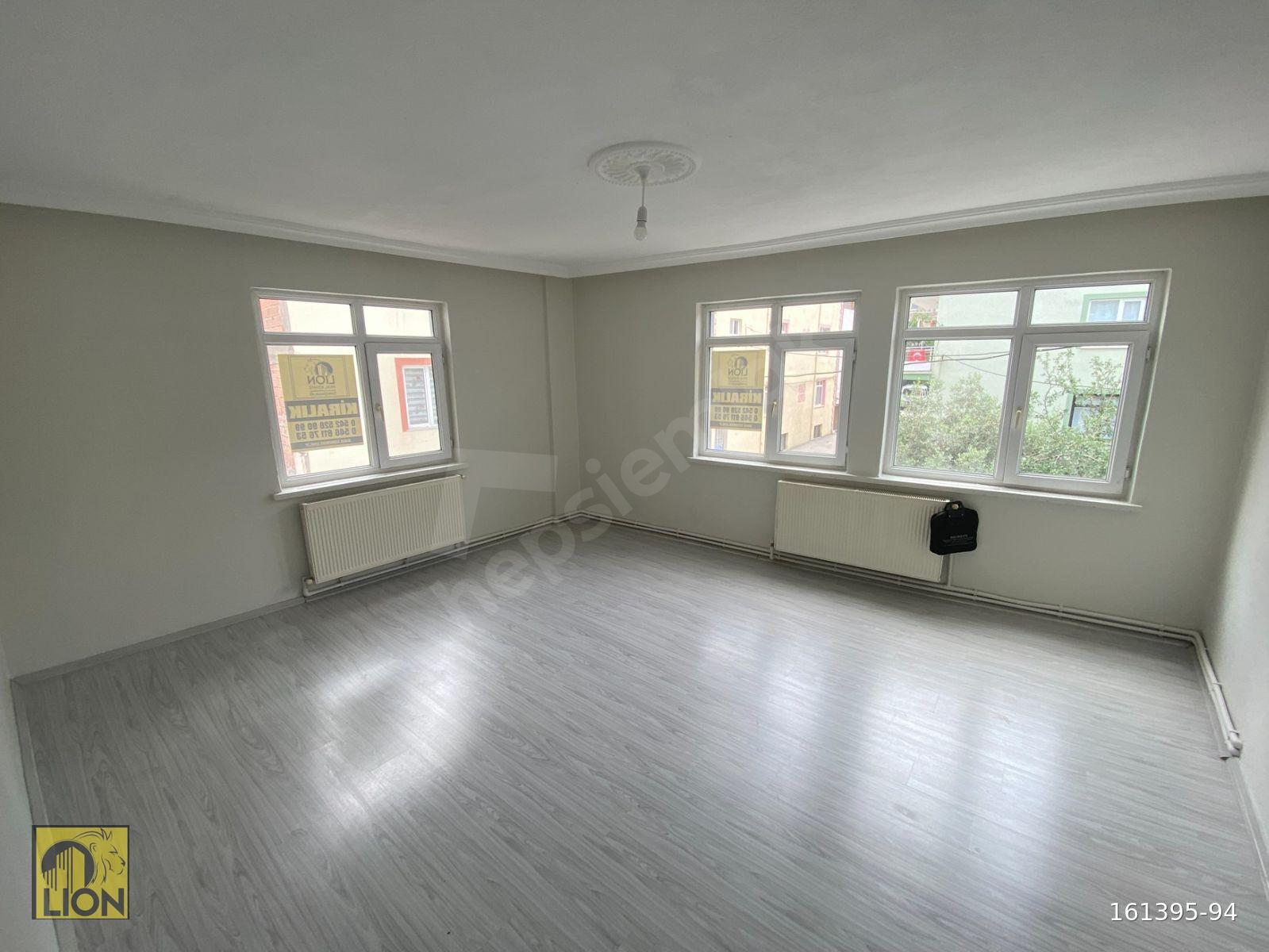 LION EMLAK'TAN SÜTLÜCE'DE 3+1,150M², ARA KAT,BALKONLU DAİRE
