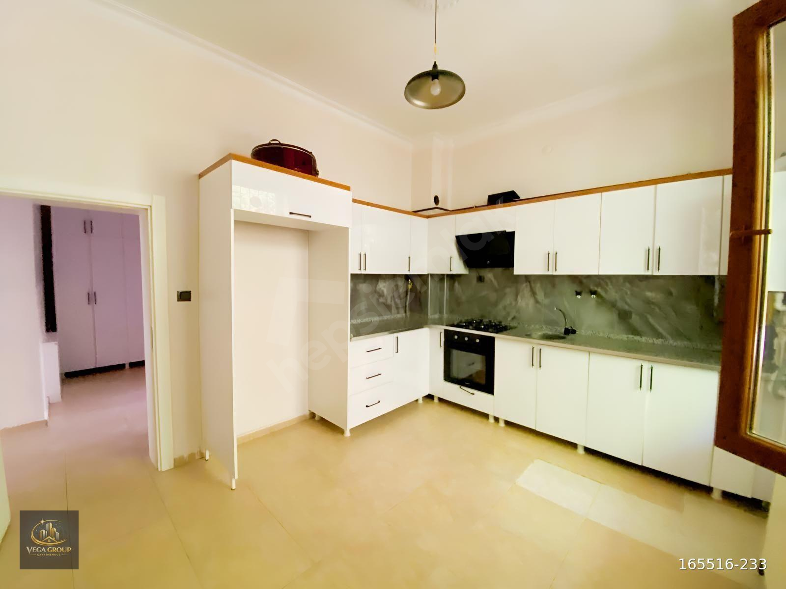 ABDULLAH PAŞA MAHALLESİ'NDE EŞYALI KİRALIK 3+1 DAİRE