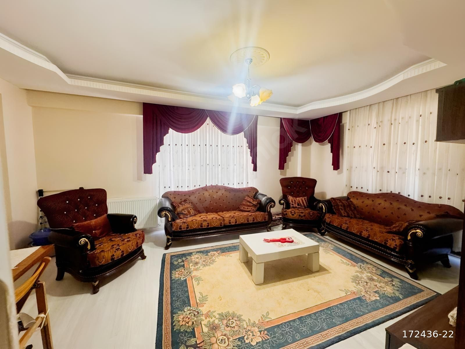ALTINOVA MERKEZDE KİRALIK 3+1 EŞYALI DAİRE