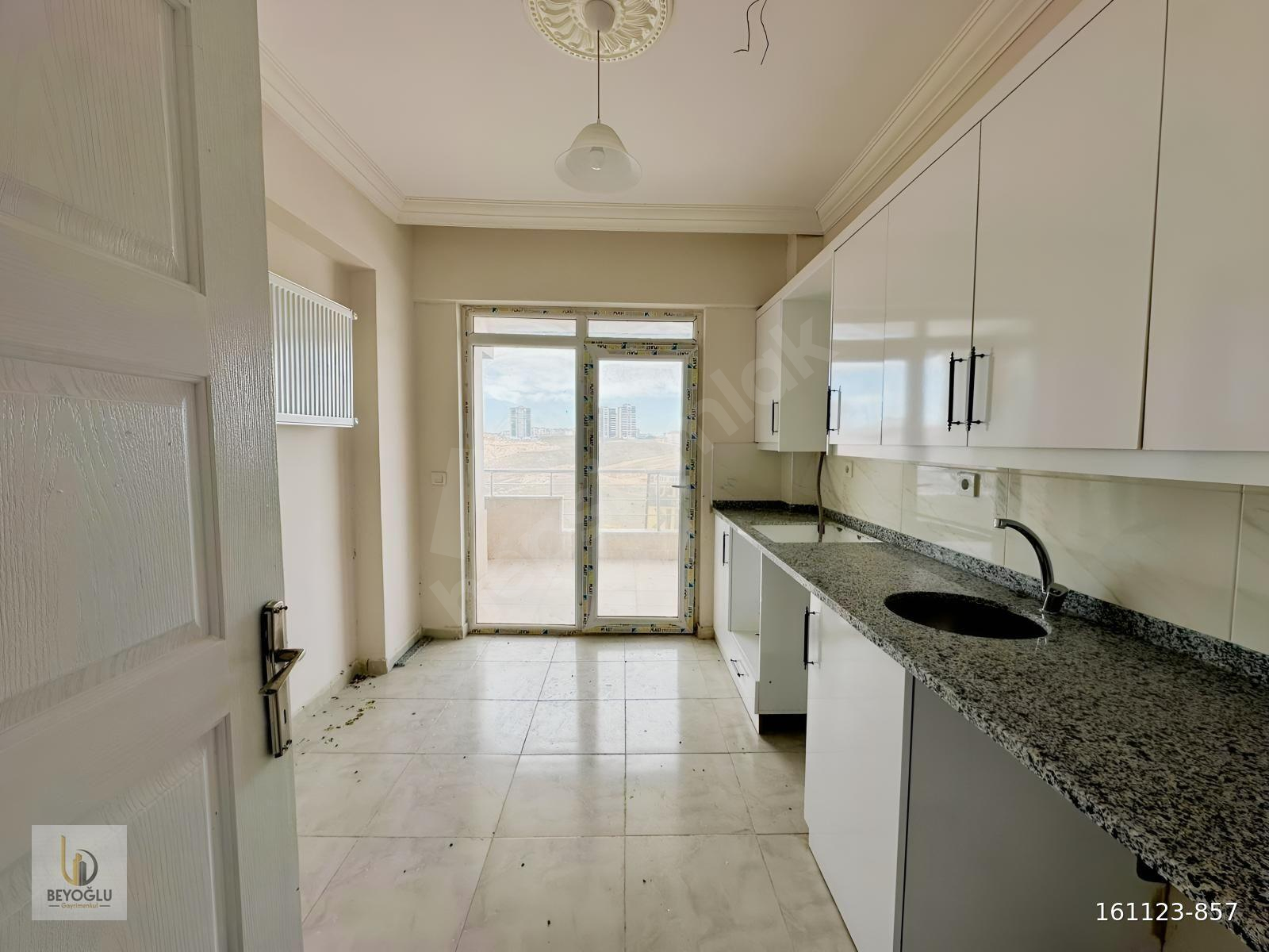 BEYKENT'DE MANZARLI EMSALSİZ 2+1 SATILIK KUPON DAİRE