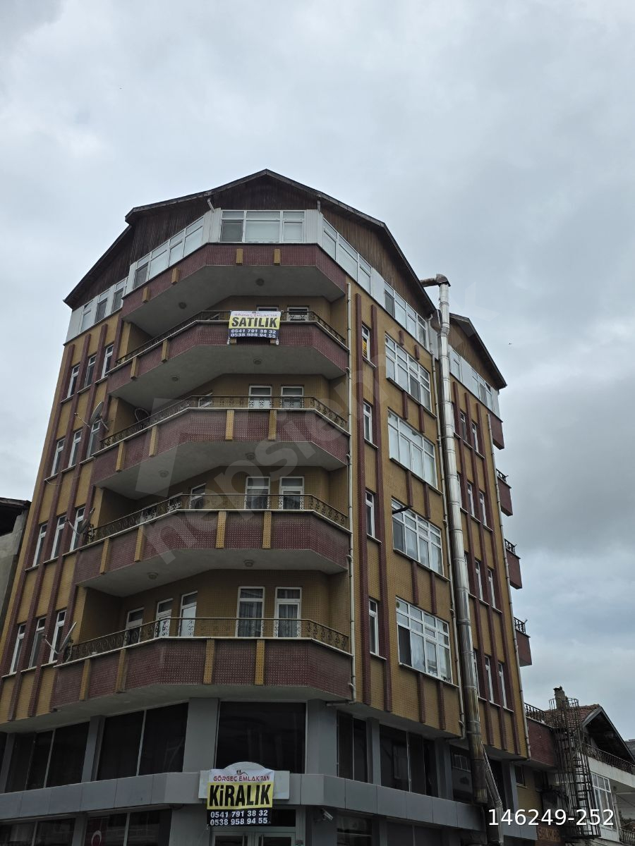GÖRGEÇ EMLAK'TAN ALAÇAM'IN TAM KALBİNDE SATILIK 140 M2 DAİRE