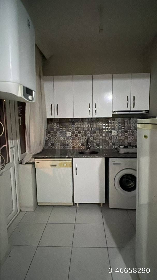 Bahçelievler mah 1+0 apart 9000 tl bulaşık makinesi var