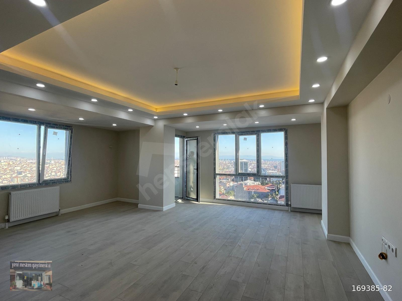 YENİ MESKEN GAYRİMENKUL 4.5+1 MEGA LİFE SATILIK DAİRE