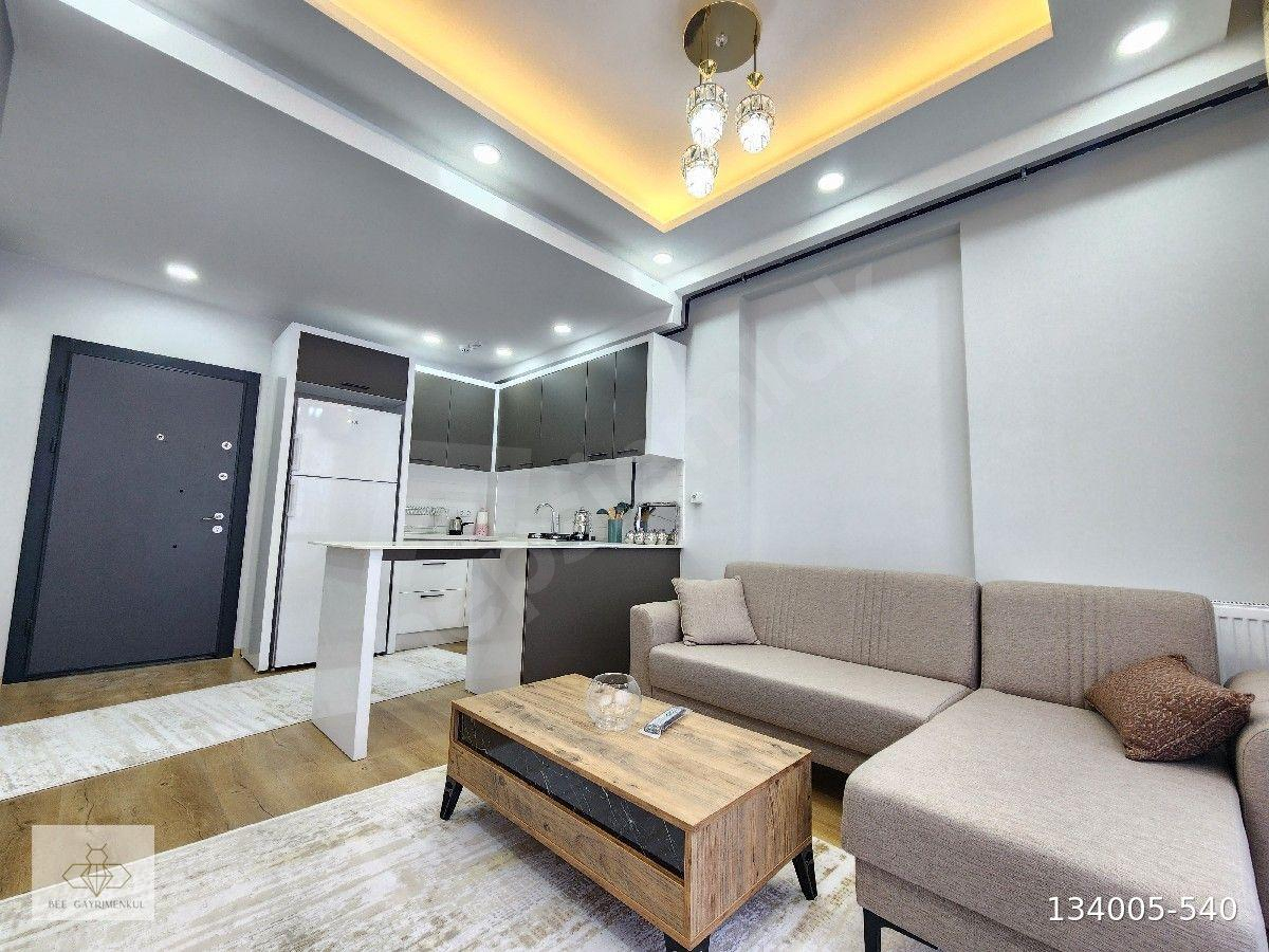 TECE MERKEZİNDE OKUL YANI SİTE İÇERİSİNDE ÇİFT ÇEPHELİ FULL EŞYALI YATIRIMLIK 2+1 DAİRE