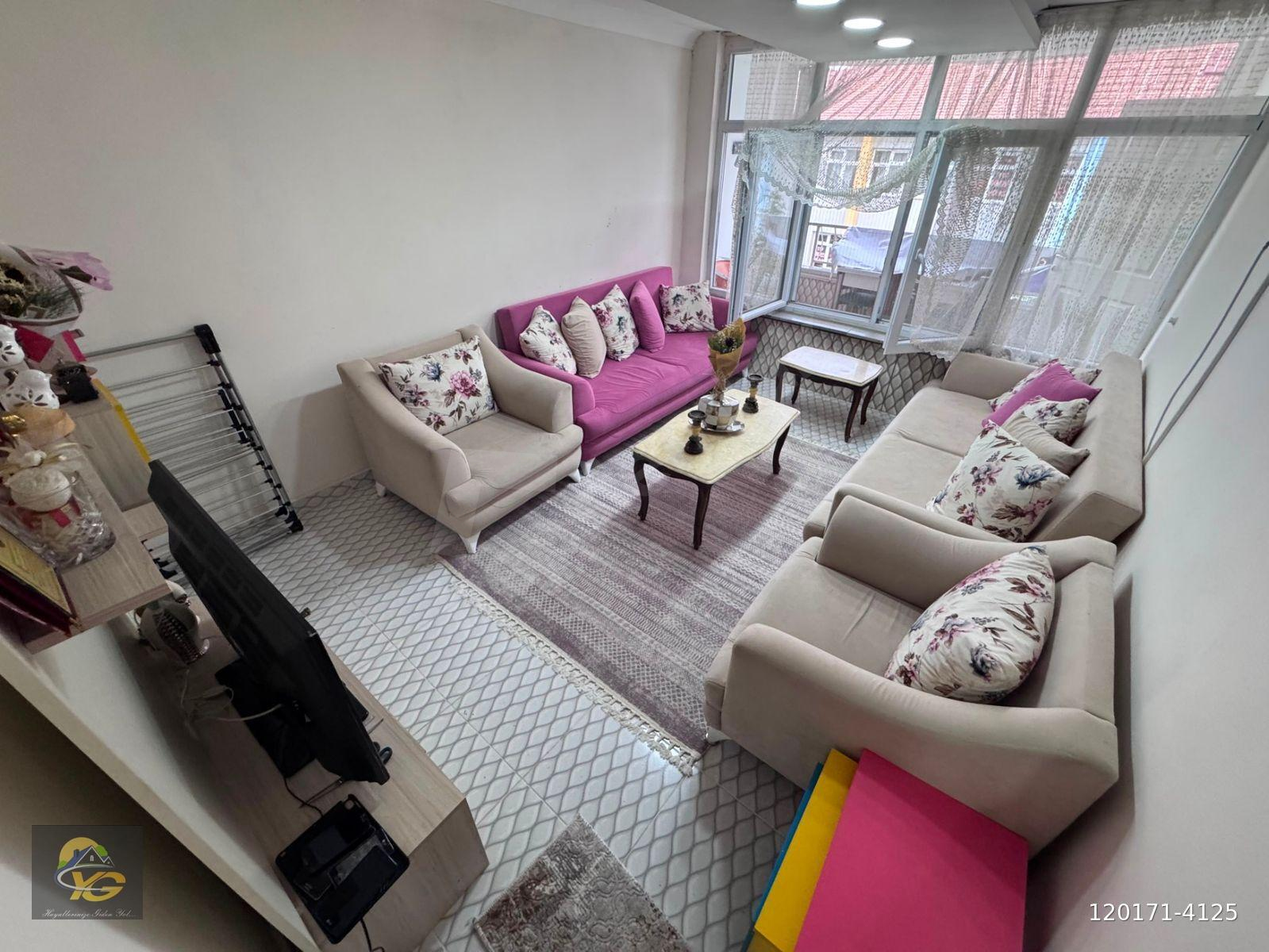 ETİMESGUT ALSANCAK MAH ÖN CEPHE 240m2 SALON BAĞIMSIZ 6+2 DAİRE
